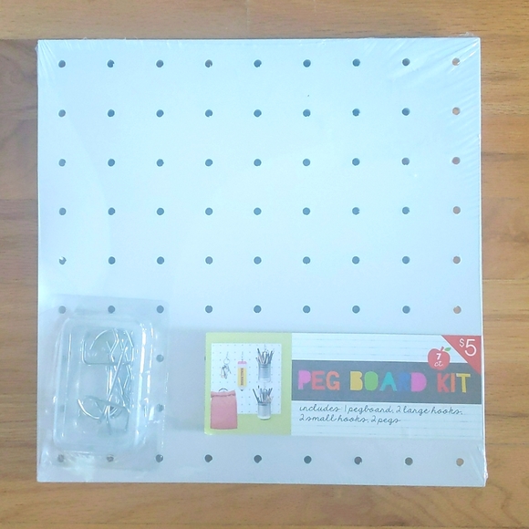 12 X 12 White Wooden Peg Board Kit - Picture 1 of 9
